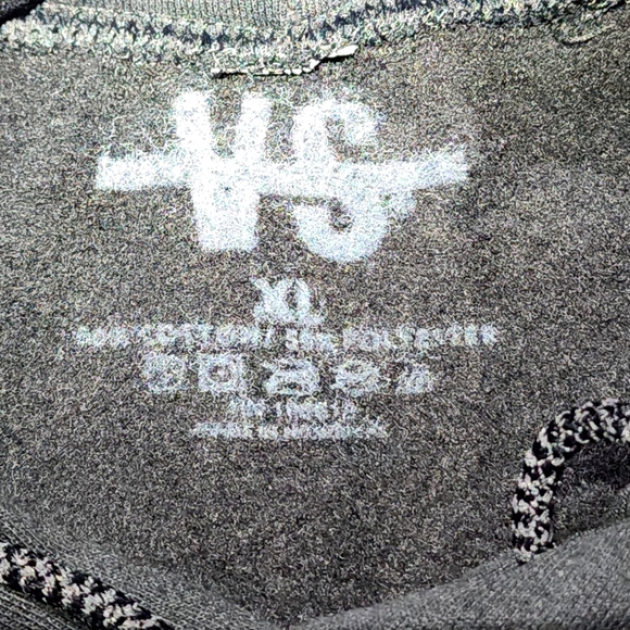 Texas VS Everybody Black Hoodie - Picture 4 of 7